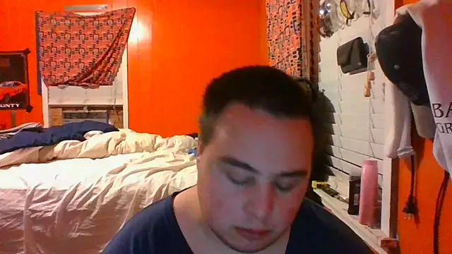 Snapshot of Theo269 chatting on February 16, 6:15 pm Theo269 online show from February 16, 6:15 pm