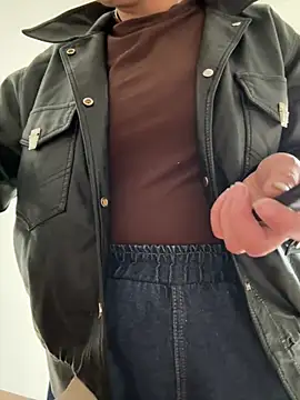 daaqnn online show from January 17, 1:32 am