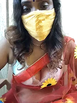 Queen-dhivya online show from December 3, 1:20 pm