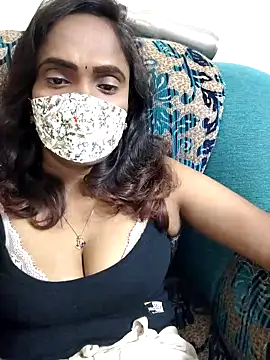 Snapshot of Queen-dhivya chatting on March 7, 6:27 pm Queen-dhivya online show from March 7, 6:27 pm