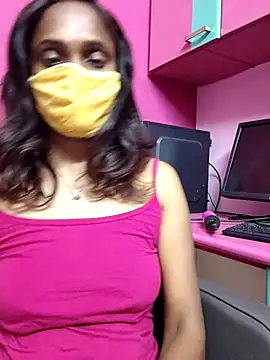 Snapshot of Queen-dhivya chatting on March 27, 6:18 pm Queen-dhivya online show from March 27, 6:18 pm