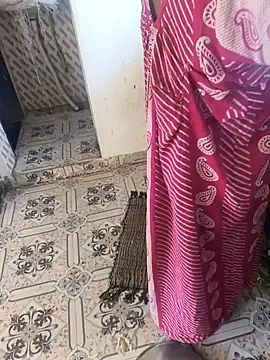 cuteriya5 online show from March 6, 5:04 am