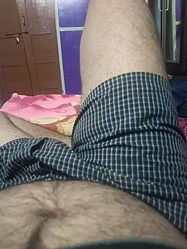 bearslove143 online show from March 24, 5:29 pm