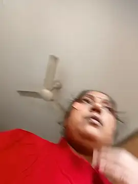 Snapshot of Hot-Sana2 chatting on November 18, 5:45 am Hot-Sana2 online show from November 18, 5:45 am