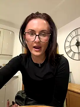 EmLovesxx online show from November 21, 12:32 am