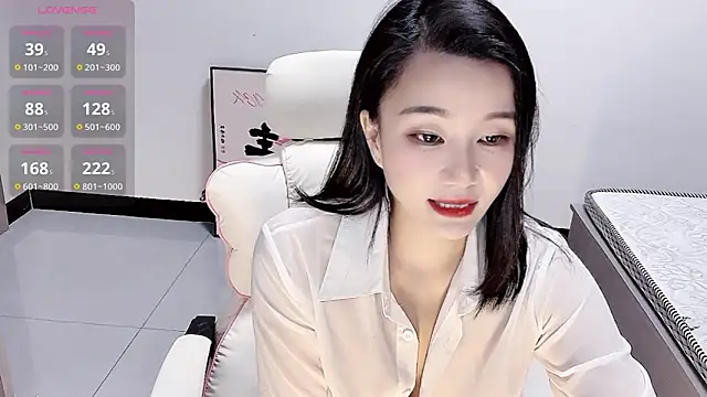 Snapshot of Bloo3iss chatting on December 1, 7:46 am Bloo3iss online show from December 1, 7:46 am