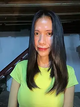 bellaUtops online show from May 29, 6:28 pm