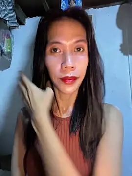 bellaUtops online show from May 31, 12:56 pm