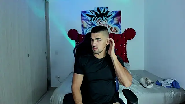 axelwinters   online show from March 20, 11:37 am