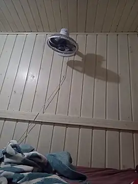 Snapshot of Jaqueline47hot chatting on February 14, 8:38 pm Jaqueline47hot online show from February 14, 8:38 pm