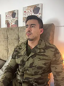 Chris Clarck online show from November 12, 9:25 pm