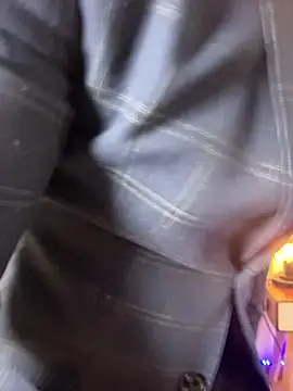 Chris Clarck online show from December 18, 8:15 pm