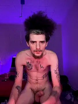 Snapshot of tgetnasty chatting on November 12, 11:32 am tgetnasty online show from November 12, 11:32 am