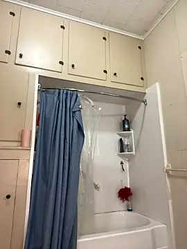 Snapshot of tgetnasty chatting on November 17, 5:41 pm tgetnasty online show from November 17, 5:41 pm