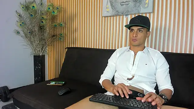 blaze phoenix online show from November 7, 3:50 am