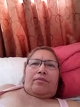 Snapshot of Cessi50 chatting on November 18, 4:22 pm Cessi50 online show from November 18, 4:22 pm