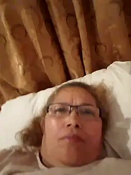 Snapshot of Cessi50 chatting on November 20, 12:22 am Cessi50 online show from November 20, 12:22 am