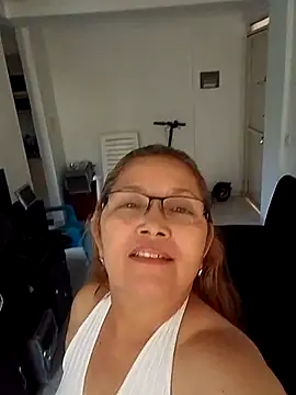 Snapshot of Cessi50 chatting on November 30, 8:13 pm Cessi50 online show from November 30, 8:13 pm