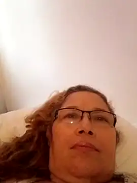 Snapshot of Cessi50 chatting on December 17, 11:49 am Cessi50 online show from December 17, 11:49 am