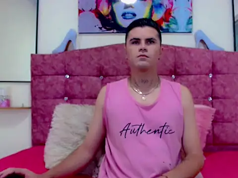 Snapshot of Sebastian_Loaiza chatting on November 21, 9:13 pm Sebastian Loaiza online show from November 21, 9:13 pm