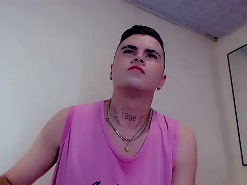 Snapshot of Sebastian_Loaiza chatting on December 2, 5:08 pm Sebastian Loaiza online show from December 2, 5:08 pm