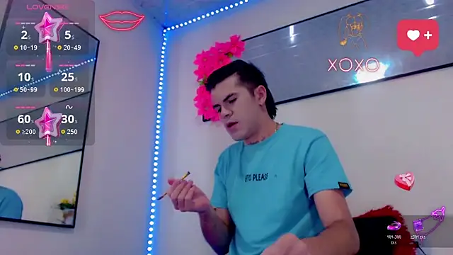 Snapshot of Sebastian_Loaiza chatting on December 18, 12:00 pm Sebastian Loaiza online show from December 18, 12:00 pm