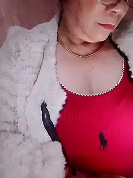 Snapshot of small-house123 chatting on November 25, 1:22 pm small-house123 online show from November 25, 1:22 pm