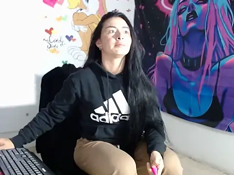 Snapshot of NathyMilf_ chatting on November 20, 11:10 am NathyMilf online show from November 20, 11:10 am