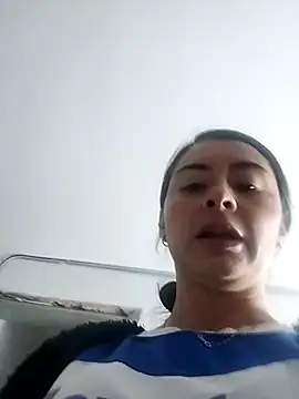 Snapshot of NathyMilf_ chatting on December 1, 9:25 am NathyMilf online show from December 1, 9:25 am