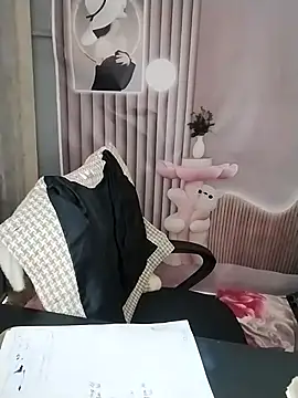 meeow-bimew online show from November 23, 7:52 am