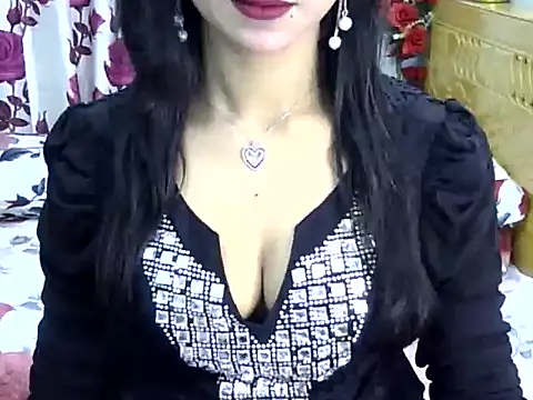 Snapshot of Meghla_nodi chatting on February 22, 7:23 pm Meghla nodi online show from February 22, 7:23 pm
