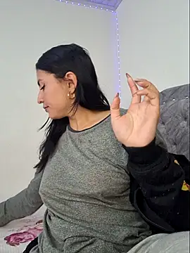 GISELLA   online show from March 5, 1:29 pm