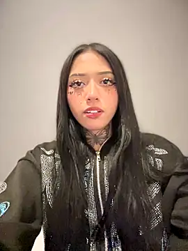 JIORYOvO online show from November 12, 1:39 am