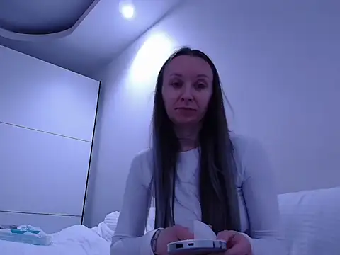 Snapshot of AngelikKay chatting on November 4, 9:30 am AngelikKay online show from November 4, 9:30 am