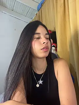 Snapshot of Milleradhara24 chatting on May 8, 2:06 am Milleradhara24 online show from May 8, 2:06 am