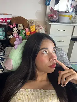 Snapshot of Milleradhara24 chatting on May 22, 3:02 am Milleradhara24 online show from May 22, 3:02 am