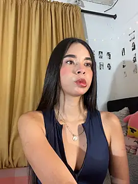 Snapshot of Milleradhara24 chatting on July 2, 2:11 am Milleradhara24 online show from July 2, 2:11 am