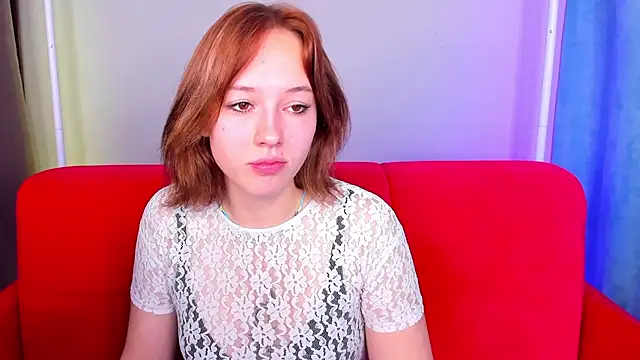 Snapshot of RikkiChoco chatting on November 4, 1:27 am RikkiChoco online show from November 4, 1:27 am