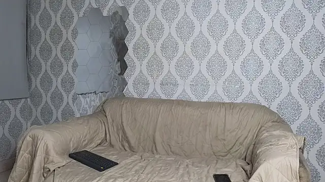 Boy savoy online show from December 4, 7:28 am