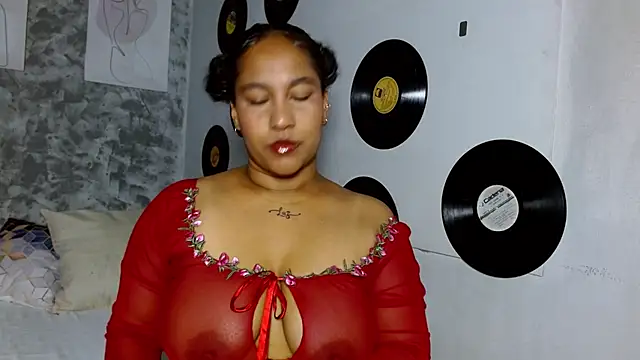 Ambar foxy online show from February 2, 4:44 am