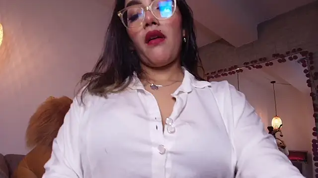 Snapshot of Lorein_dim chatting on November 13, 9:14 pm Lorein dim online show from November 13, 9:14 pm