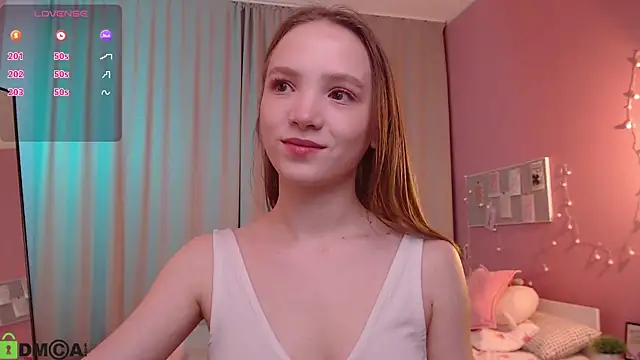 Adria Arjona online show from July 12, 1:07 am