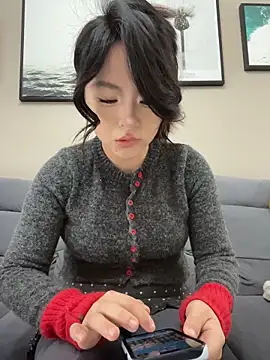 Snapshot of Sinicoco chatting on March 1, 6:48 am Sinicoco online show from March 1, 6:48 am