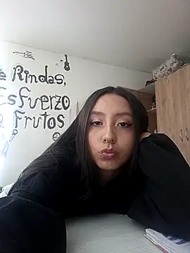 naughtygoddesss  online show from November 28, 4:31 pm