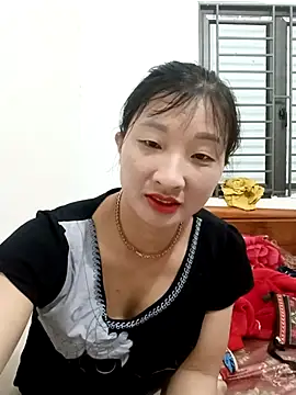 wees-lind online show from December 5, 11:52 am