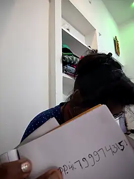Simmy hot online show from December 17, 4:35 pm