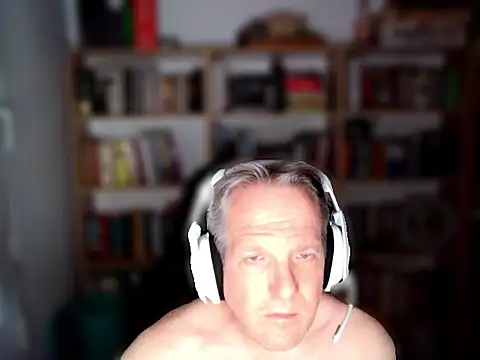 ChocolatMilka44 online show from April 9, 9:53 pm