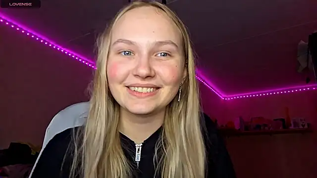 KarinRobertson online show from February 23, 5:21 pm