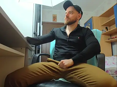 Ryanstone  online show from January 12, 5:34 am