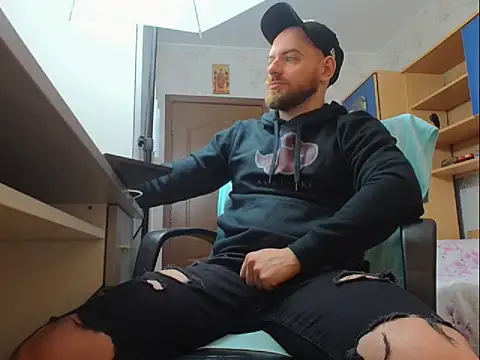 Ryanstone  online show from January 16, 6:06 am